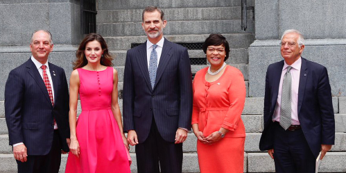 [:es]Los Reyes de España Don Felipe y Doña Letizia Rumbo a EEUU[:]