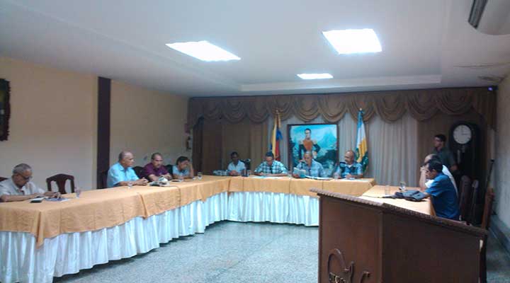 [:es]Camara municipal sancionara por falta grave u omisión a directora de Recursos Humanos de la Alcaldía[:]