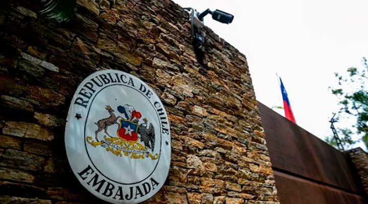 [:es]Estos son los nuevos requisitos para optar por una visa de Responsabilidad Democratica en Chile[:]