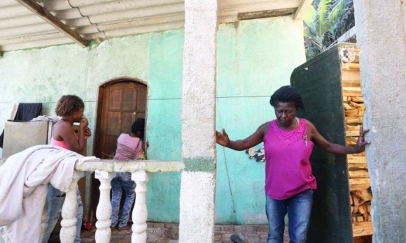 [:es]Guerra del narcotrafico deja 6 integrantes de una familia asesinados en Brasil[:]