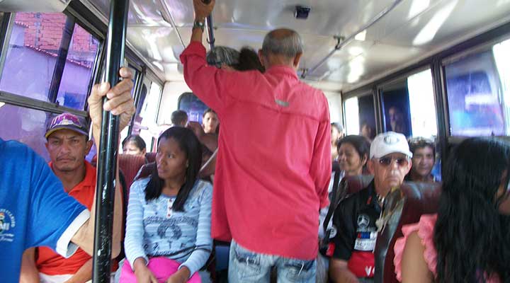 [:es]“Perico de los Palotes” es quien sufre las carencias del servicio de Ruta Urbana[:]