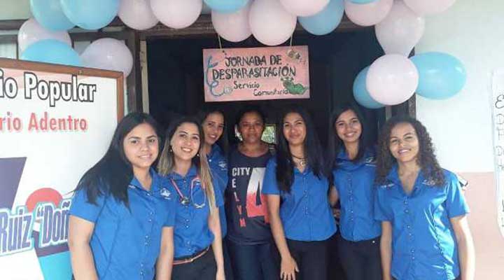 [:es]Estudiantes de la Unerg realizaron operativo de salud pediátrica en 12 de octubre[:]