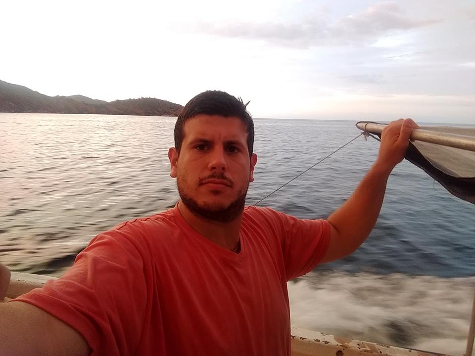 [:es]Puso fin a su vida en el cuarto de un hotel[:]