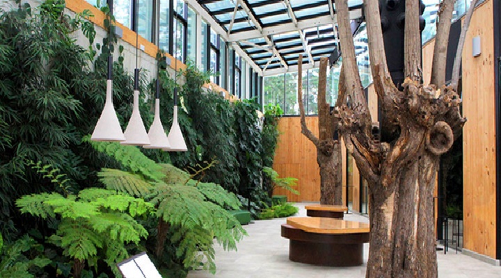 [:es]Cerramientos de cristal en restaurante sostenible, el Azurmendi[:]