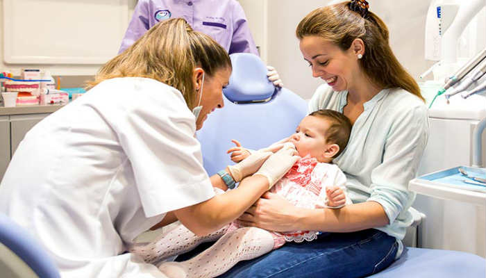 [:es]Una buena salud bucal desde pequeños es primordial[:]