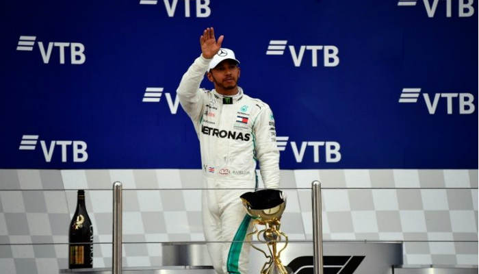 [:es]Hamilton ganó el GP de Rusia gracias a Bottas[:]