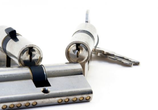 [:es] Un buen cerrajero para emergencias[:]