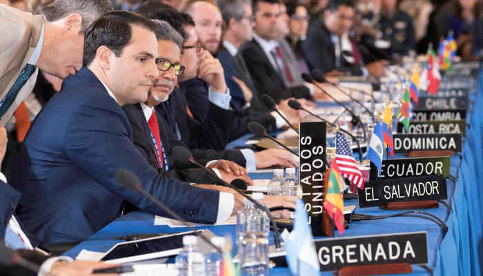 [:es]Canciller de Colombia expuso ante la OEA necesitar esfuerzos globales ante crisis venezolana[:]