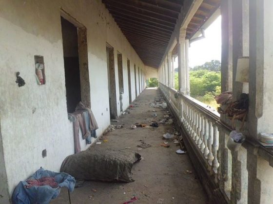 [:es]GUÁRICO SIN GOBIERNO. De hotel termal a guarida de indigentes y malandros[:]