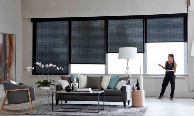 El beneficio de las ventanas motorizadas.