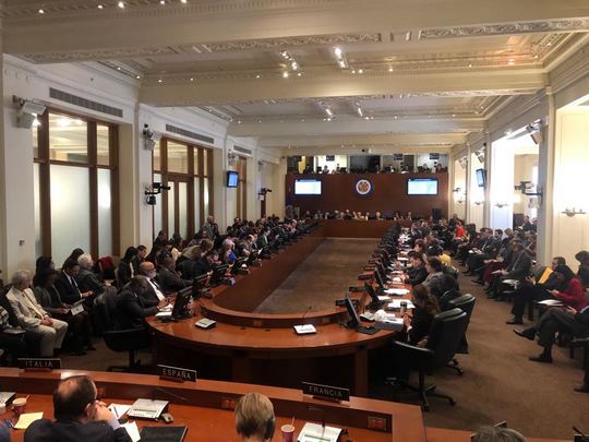 Con 19 votos OEA no reconoce la legitimidad de Maduro