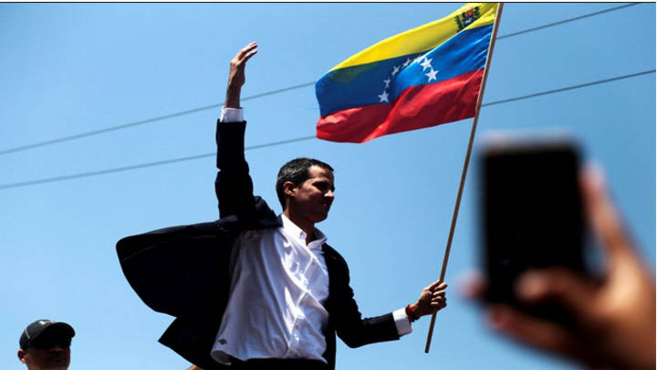 Inhabilitado Guaidó por Contraloría venezolana.
