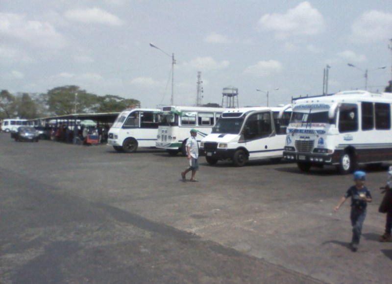 En santa paz el movimiento de pasajeros por el terminal de Valle de la Pascua