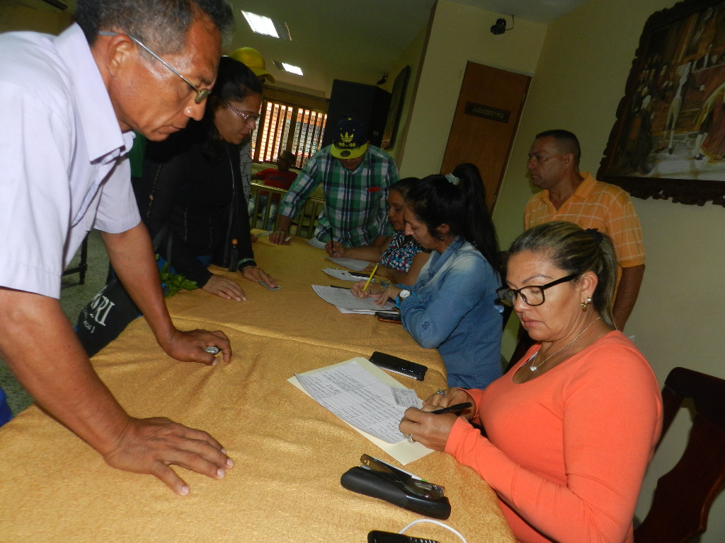 Cámara municipal de Infante gestiona solución a los afectados por gas Canaima