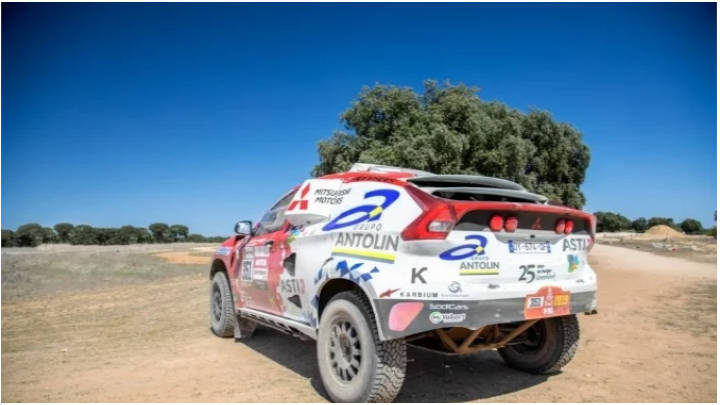 Tras el volante del gigante arrasador de médanos: Mitsubischi Eclipse Cross Proto