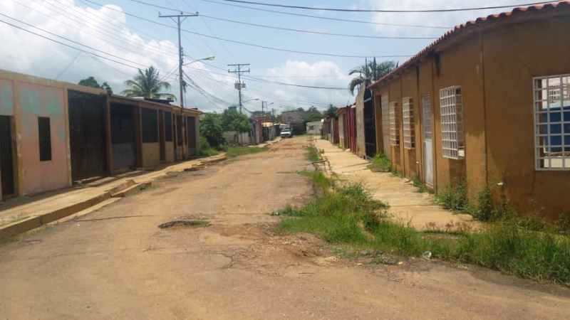 En abandono se encuentra la urbanización Padre Chacin