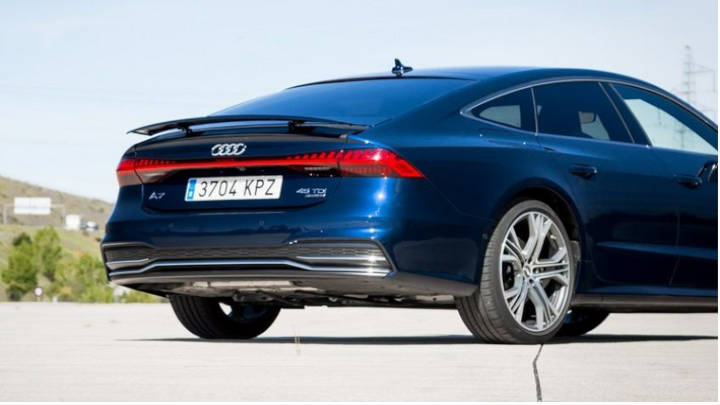 Audi A7 Sportback 45 TDI forma y superioridad en un clásico