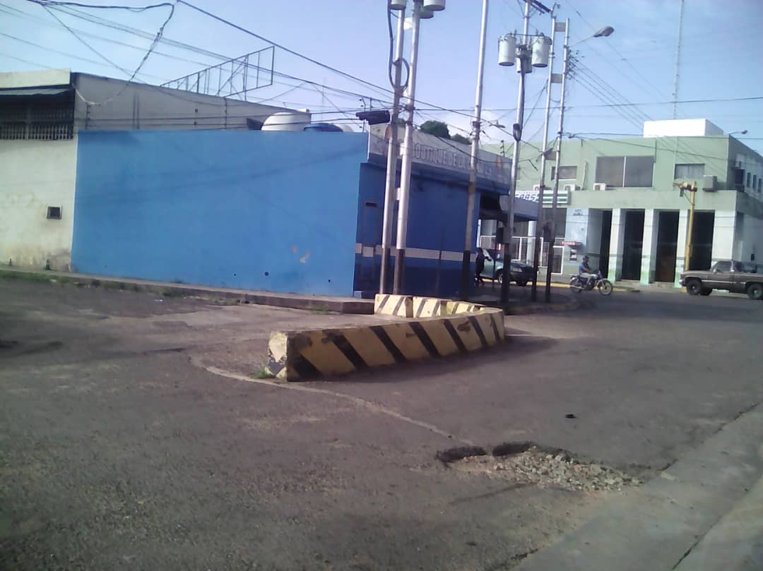 El muro de la Orituco sigue siendo un problema para los vecinos de la zona