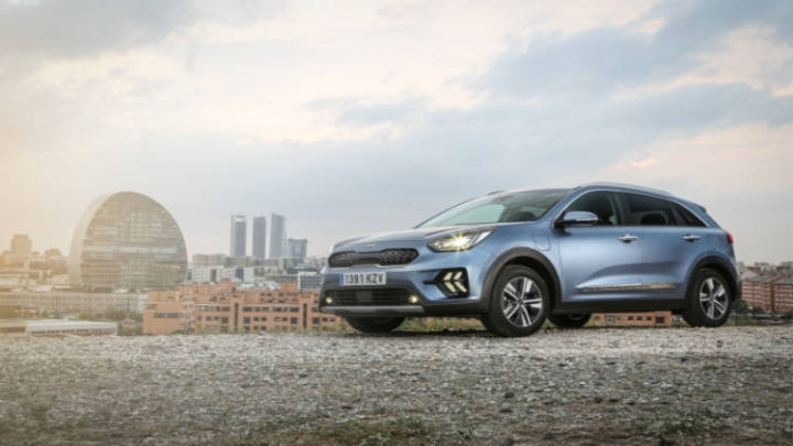 La familia Kia se actualiza como lo hizo su versión 100% eléctrica