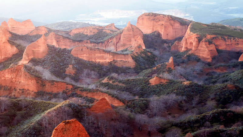 Vistas fabulosas de los paisajes mineros