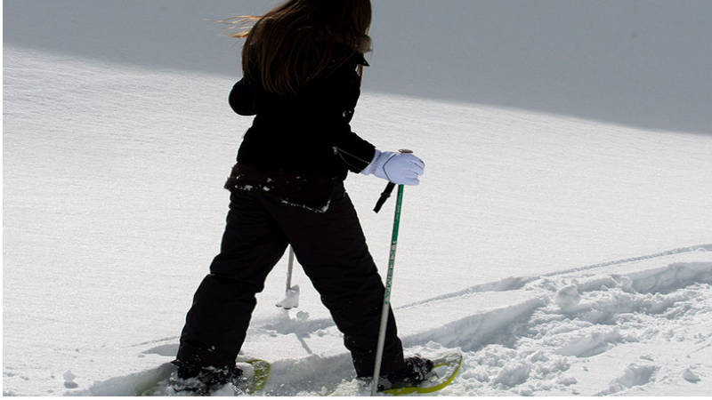Caminar en raquetas por la Sierra de la Demanda