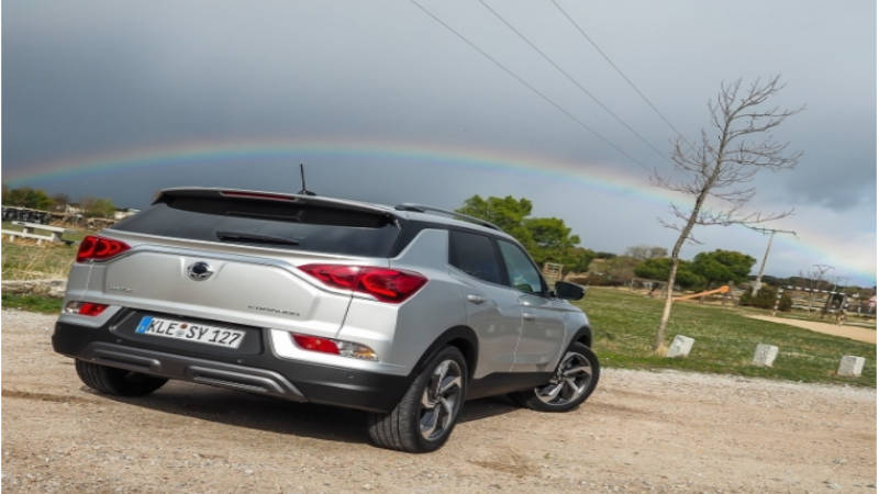 Un estilo trasero"Muy asiático"