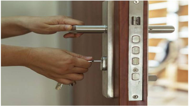 [:es]¡Hay que cambiar la cerradura![:]