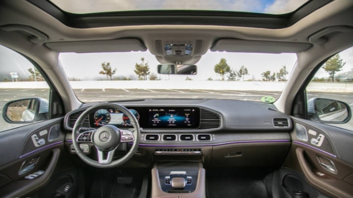 Su parte delantera es solo comparable con una nave de gran lujo