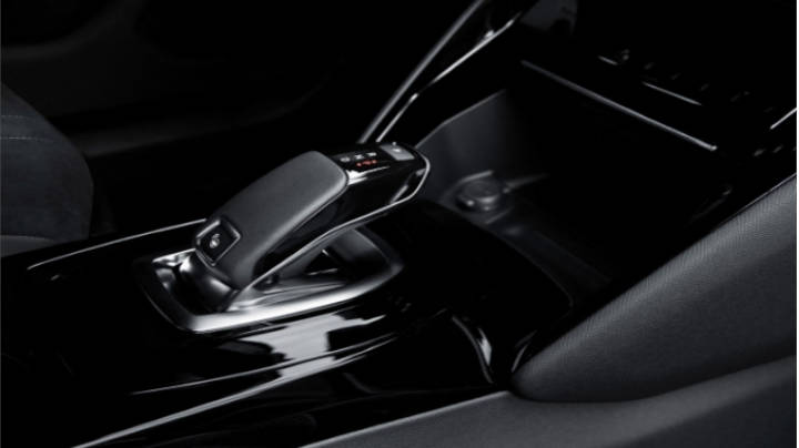 Cajas manuales de seis velocidades suaves al cambio.