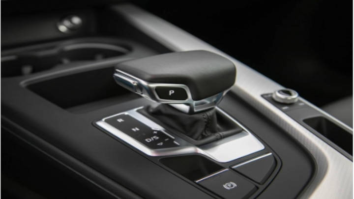 Stronic a veces no entona con el acelerador, sobretodo cuando va en modo Confort