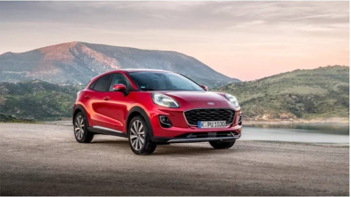 Imagen atractiva y líneas deportivas que resaltan en el Ford Puma
