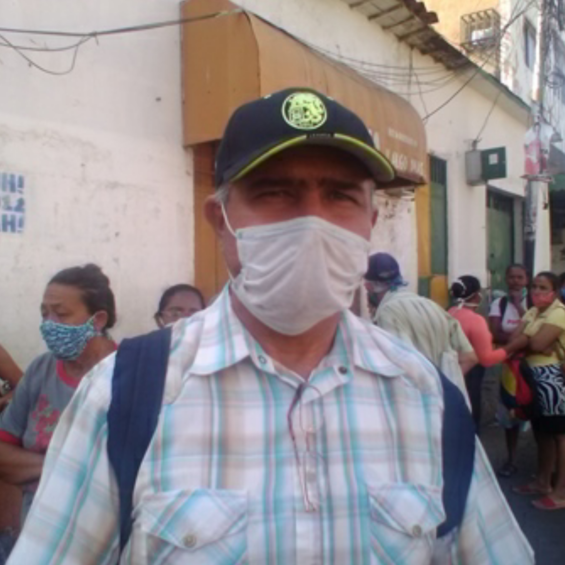 Juan Eduardo Ledezma comentó “una comisión de diputados y concejales salieron con el fin de regular los precios de la carne para que tenga un valor de BsS. 400Mil, bueno para eso es lo que alcanza para 2Kilos de carne mensual”