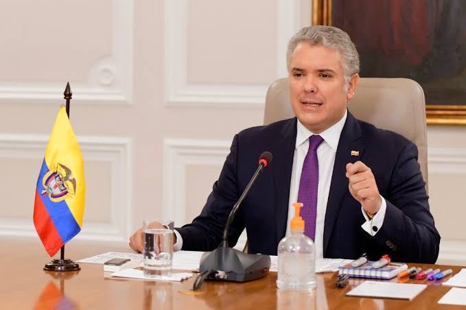 Iván Duque,  rechaza acusaciones de Maduro 