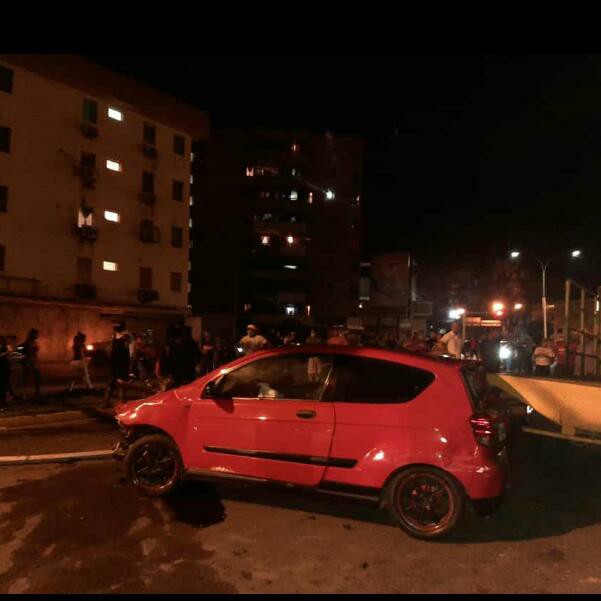 Colisión fuerte dejó un herido