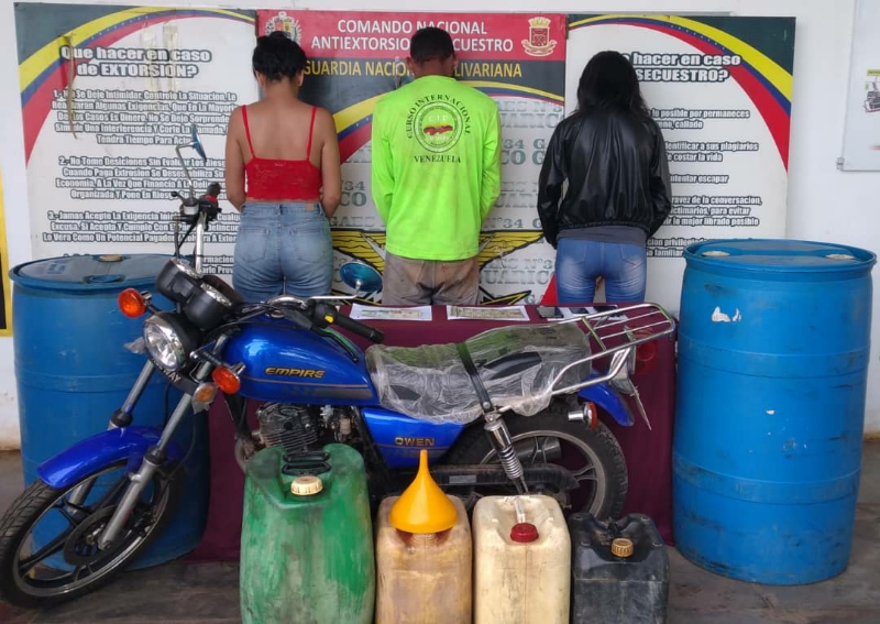 [:es]Presos por comercializar combustible[:]