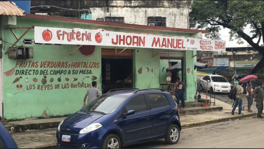 Frutería víctima de los delincuentes