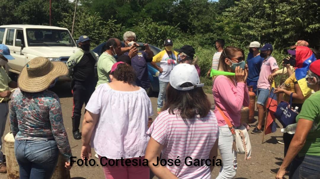 [:es]Vecinos del Palmar I vuelven a protestar por gas[:]