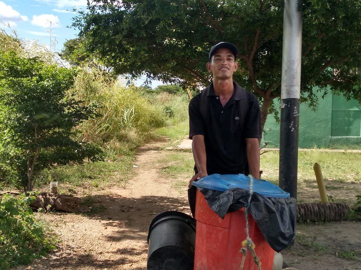 [:es]Vallepascuenses finalizan otro mes sin agua en sus hogares[:]