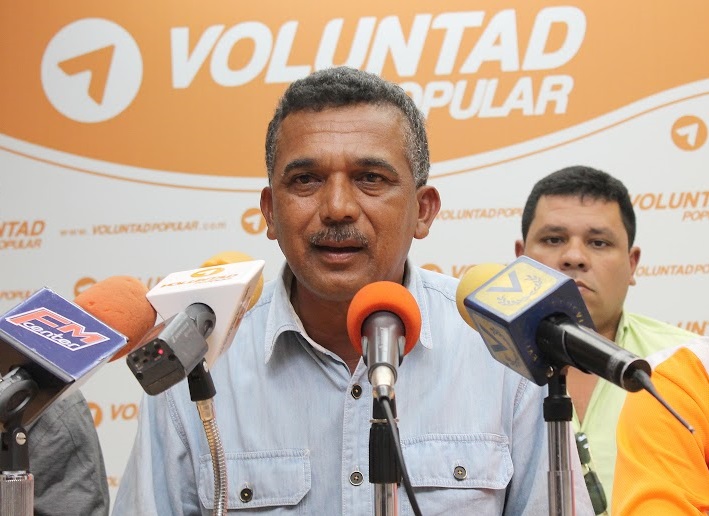 [:es]Audiencia de 2 horas no permitió revisión de actas en expediente contra Yovanny Salazar[:]