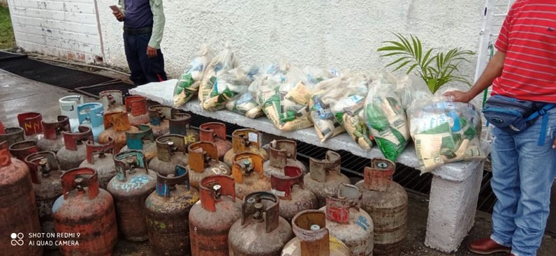 Los funcionarios recibieron cilindros de gas y módulos clap