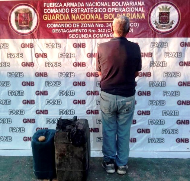 [:es]Aprehendido bachaquero de gasolina en Calabozo[:]