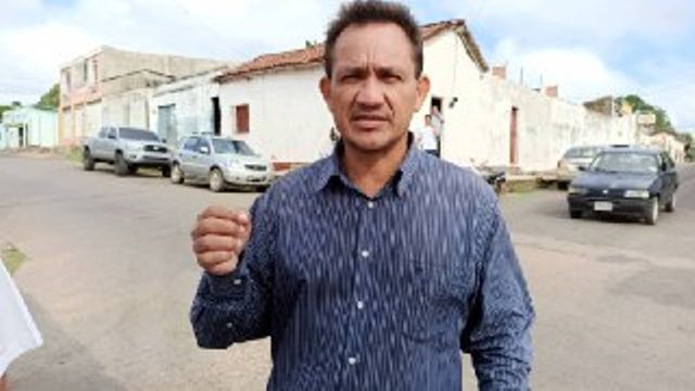 [:es]Secretario general de AP satisfecho por «participación masiva» de electores[:]