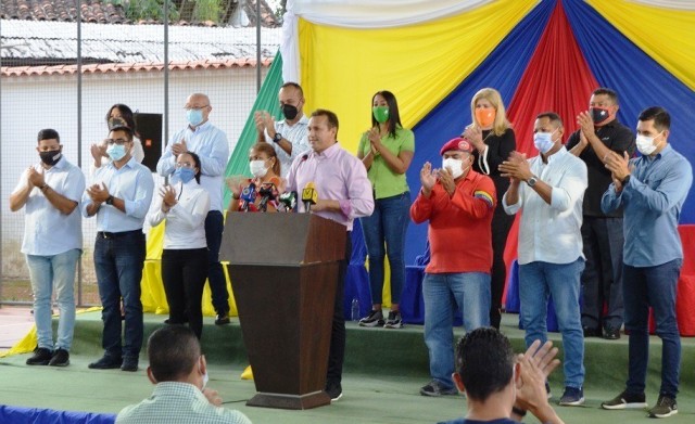 El gobernador aseguró que con los nuevos diputados lograrán el fin del bloqueo y las sanciones