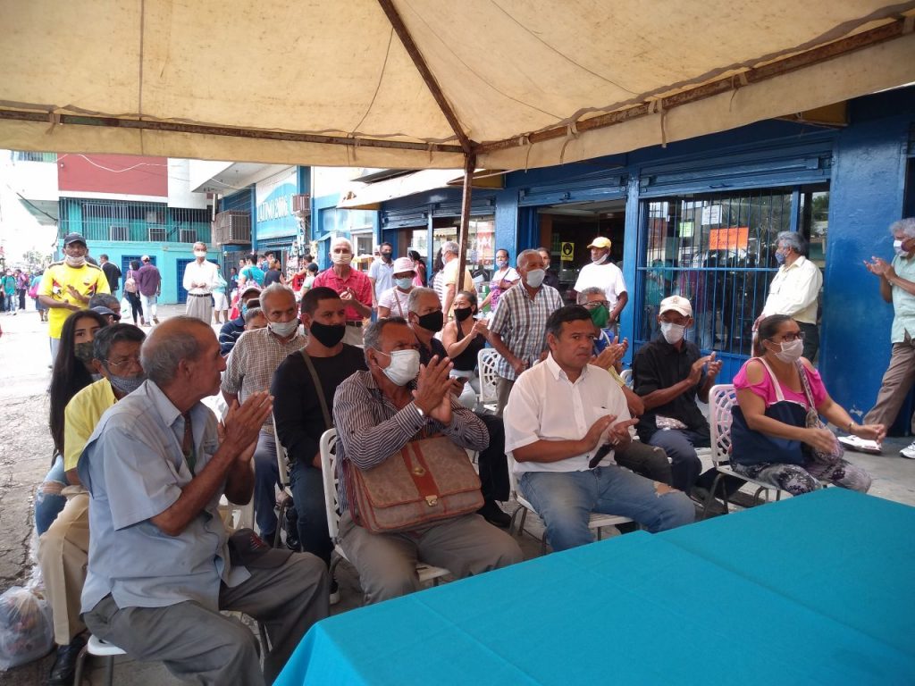 Publico presente en la actividad. 