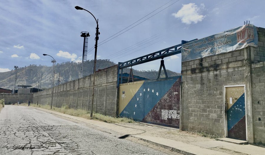 [:es]Ya suman 4 / Dos reclusos de la cárcel 26 de Julio fallecen por tuberculosis[:]