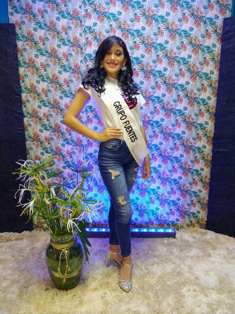 Juliercys Mas patrocinada Grupo Fuentes