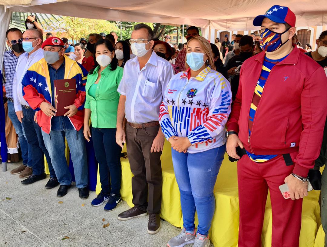 Autoridades que conformaron el presidium 