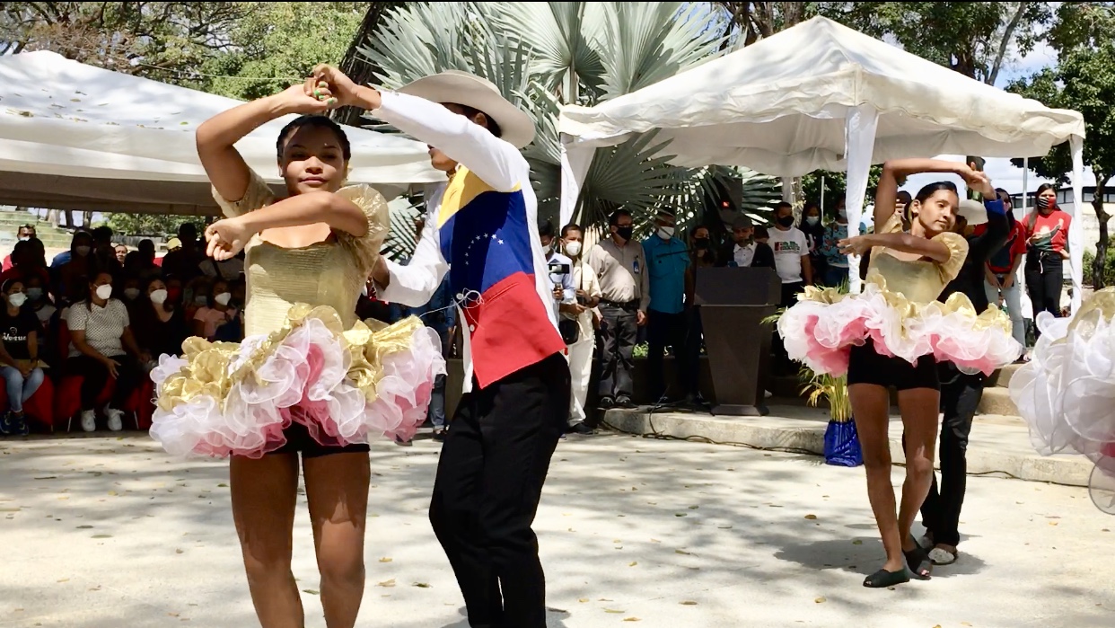 La Huella del Caporal deleitó a los asistente al ritmo del joropo llanero 