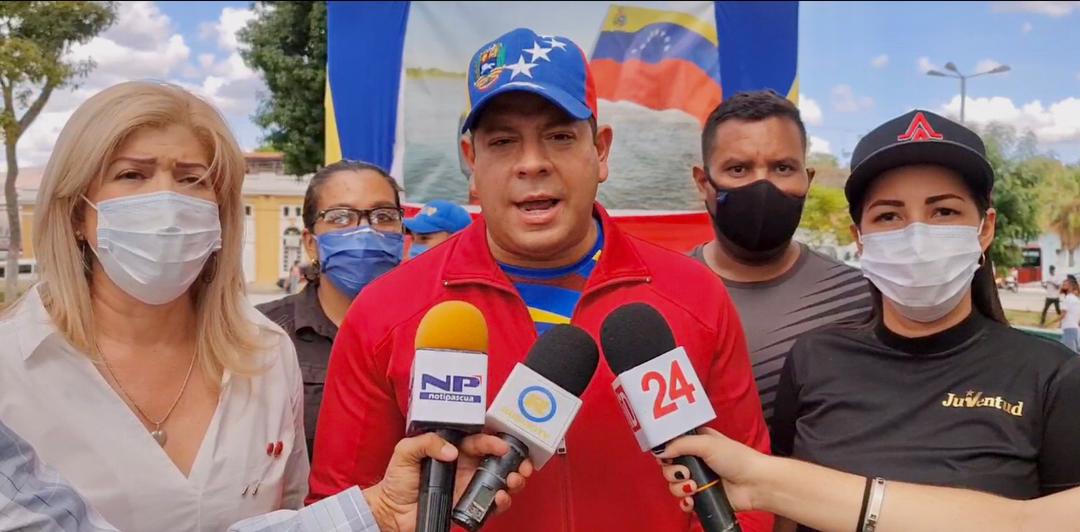  “Mi mensaje a la juventud guariqueña, es seguir cultivando los valores socialistas“ expresó el Dip. Puerta 