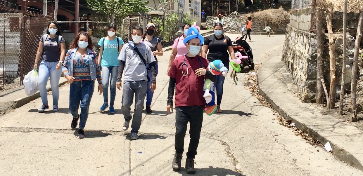 [:es]ROSCIO / Niños de la Comunidad “La Lagunita” son atendidos durante jornada social[:]